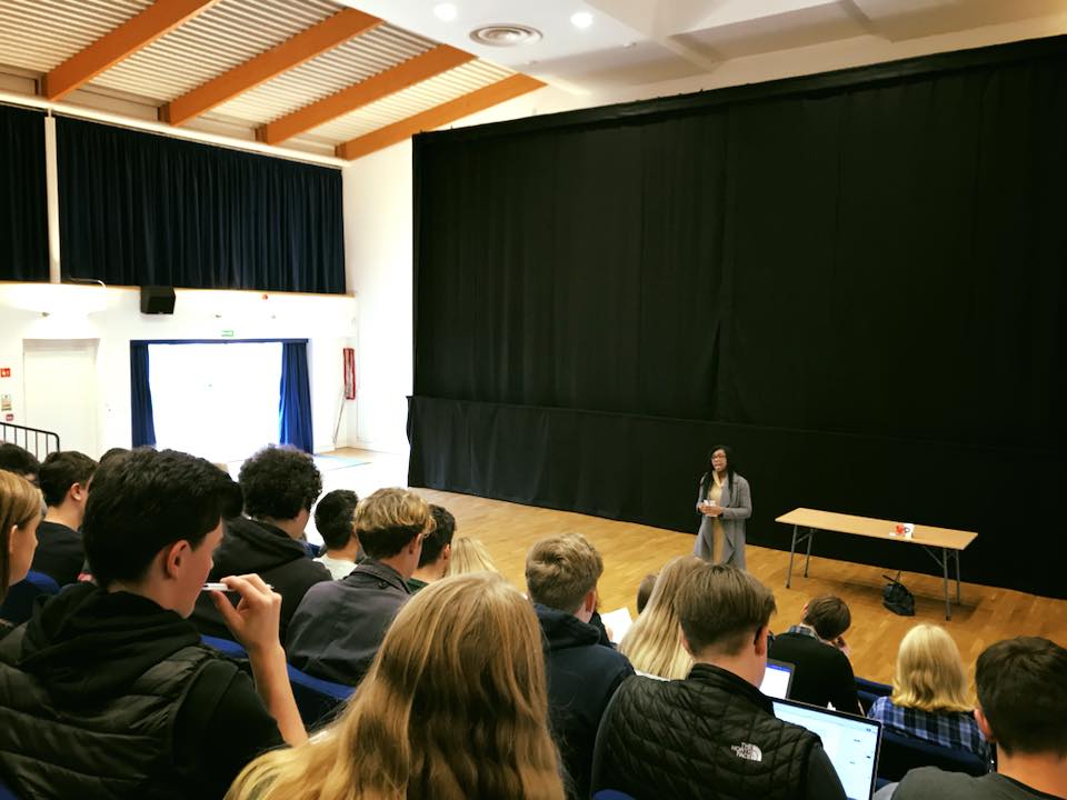 Kemi Badenoch Mp Visits Saffron Walden County High School 